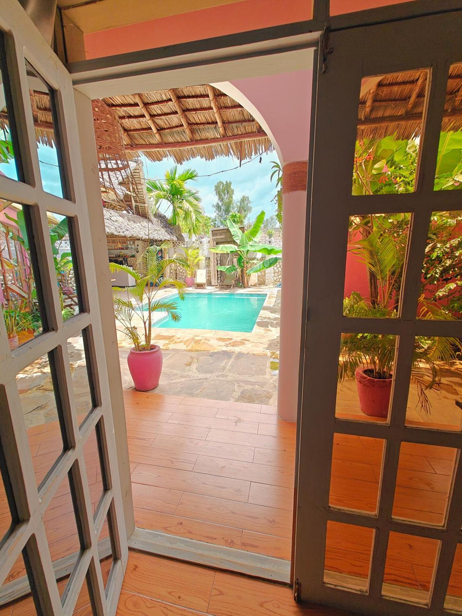 Nungwi Roses Villa Luaran gambar